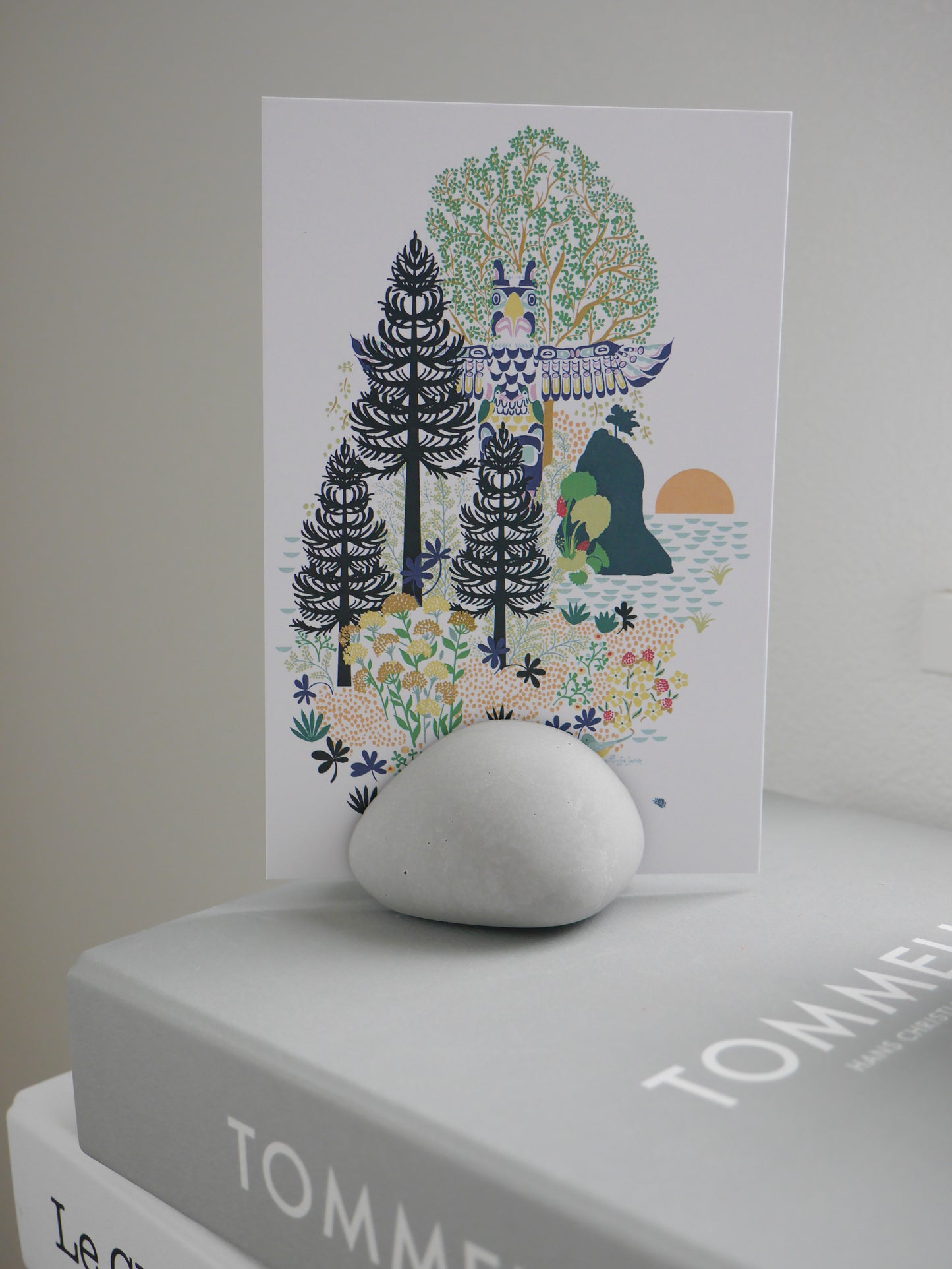Stone Mold (Magnetic Card Stand)