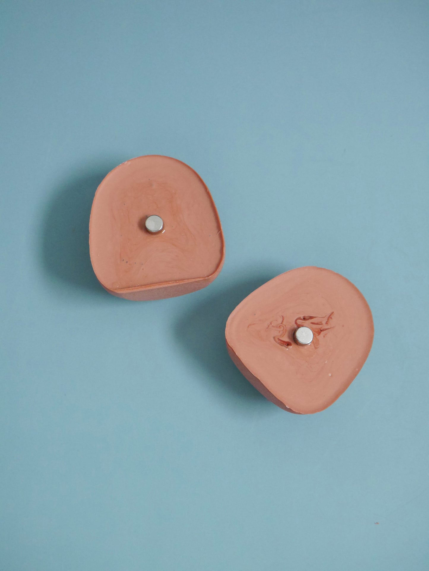 Daruma Mold (Magnetic Card Stand)