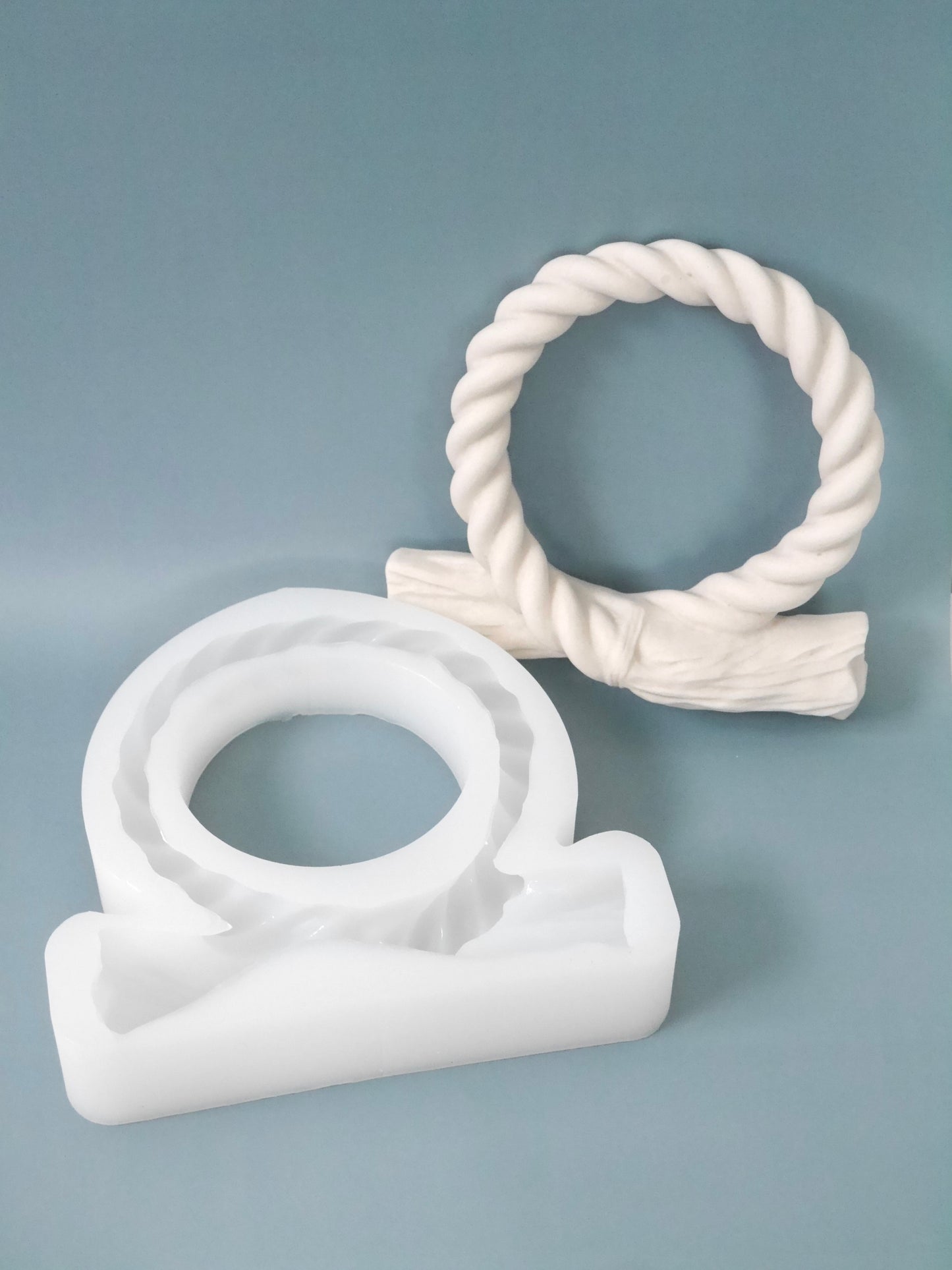 Shimenawa rope mold