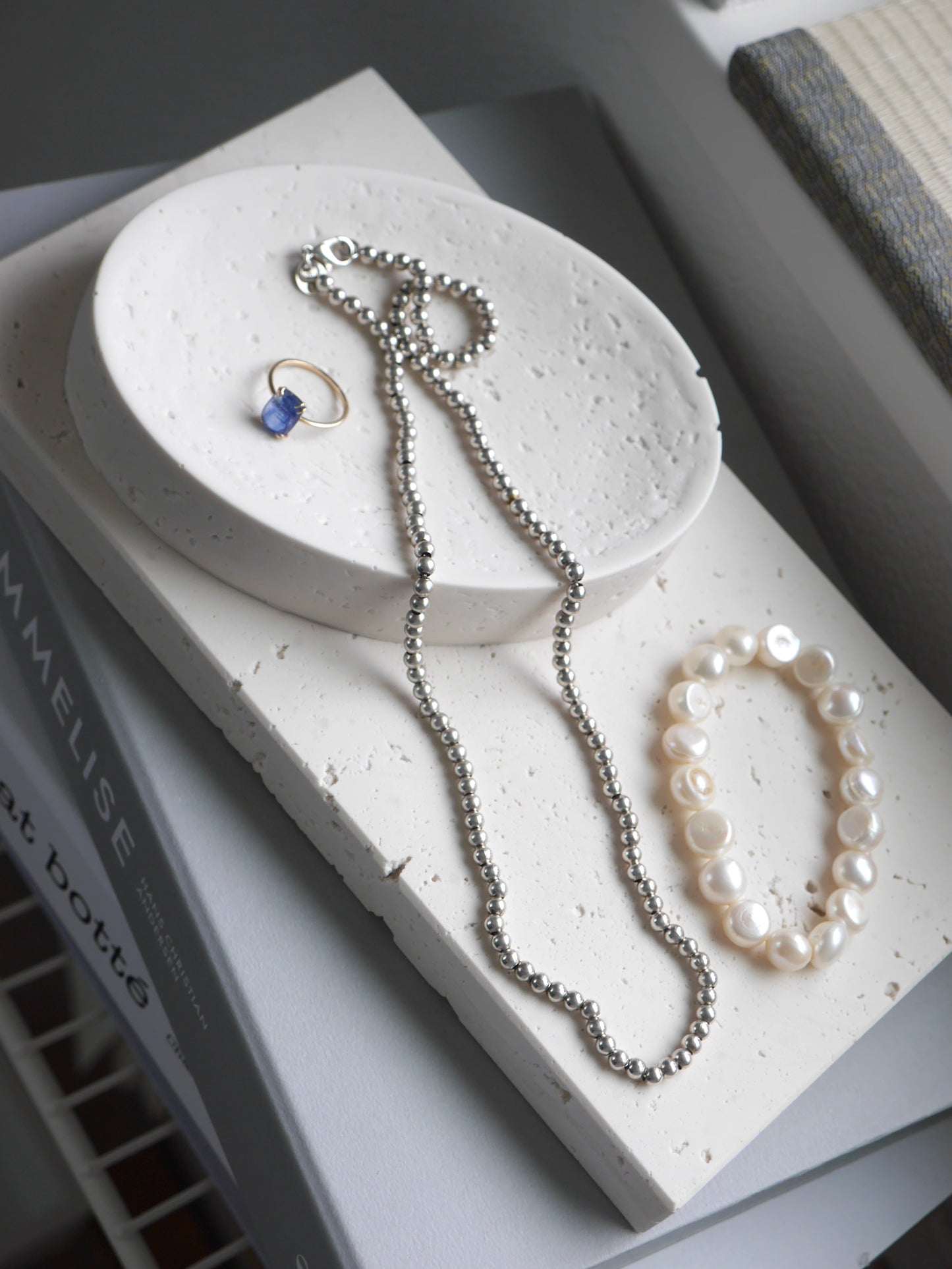 Marble-Style Round Tray Mold