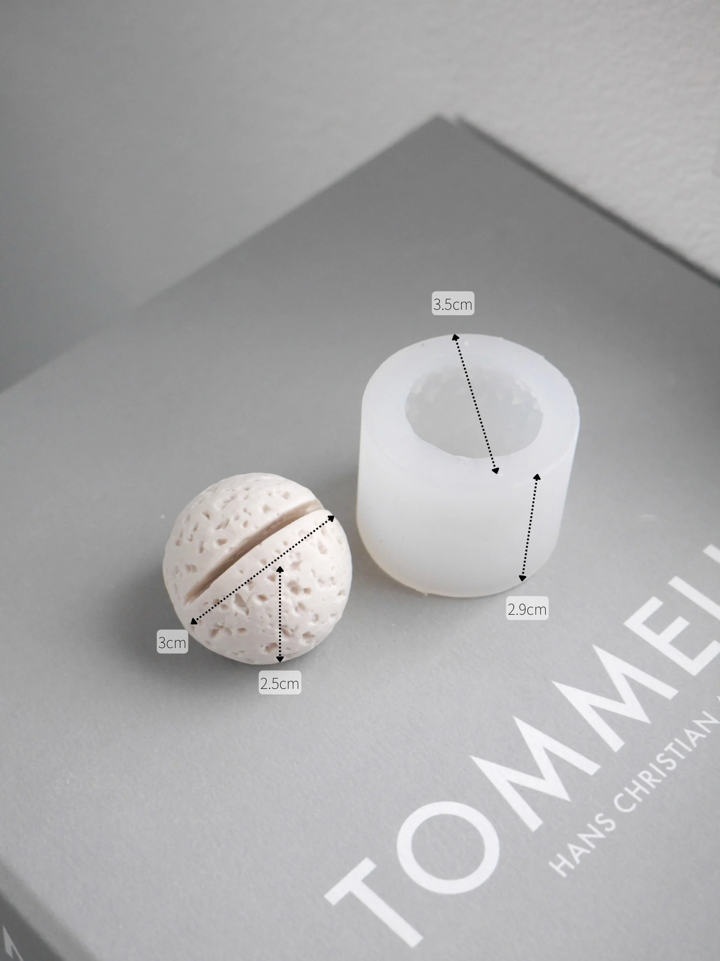 Marble Ball Card Stand Mold