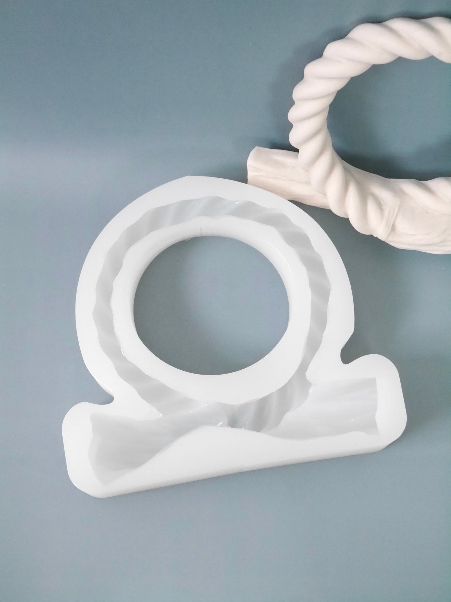 Shimenawa rope mold