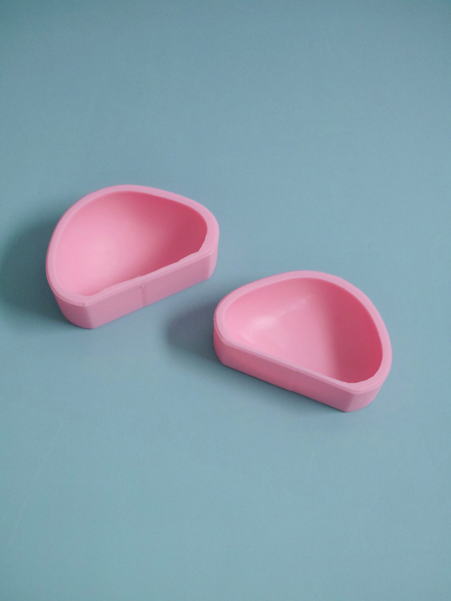 Stone Mold (Magnetic Card Stand)