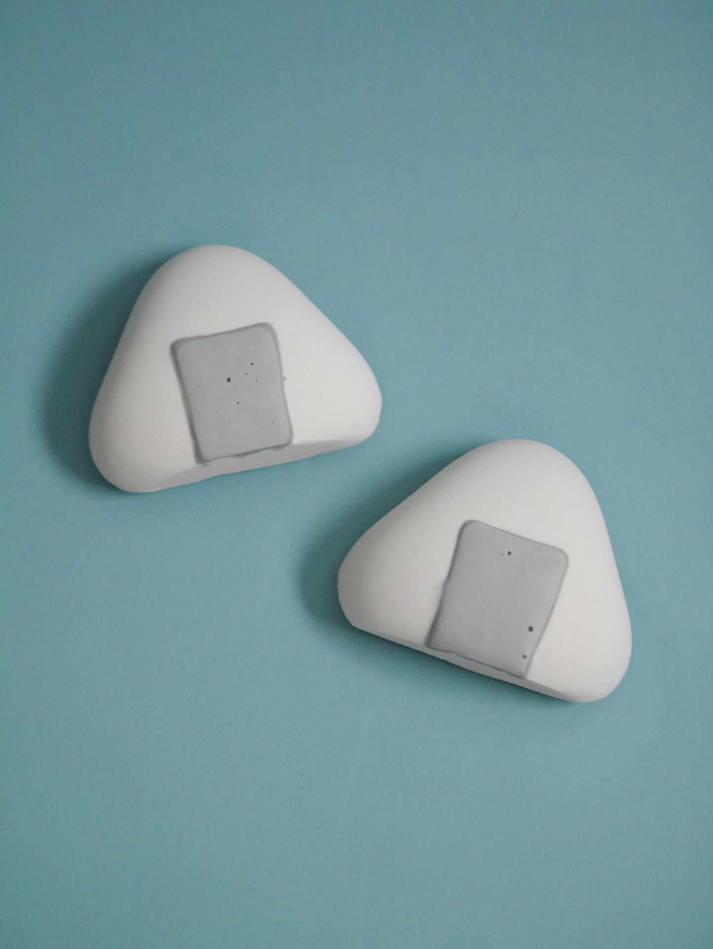 Onigiri Mold (Magnetic Card Stand)