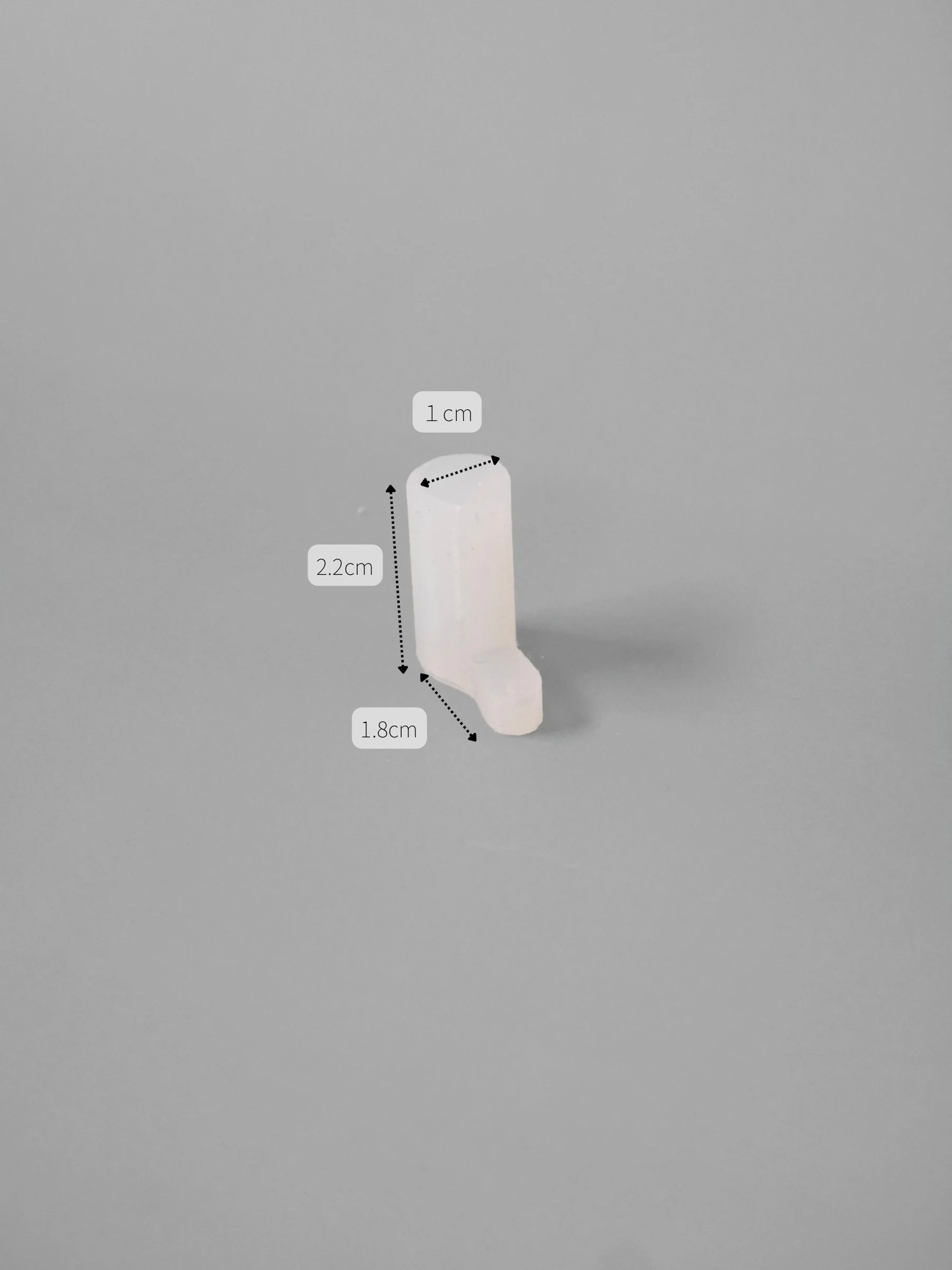 Wall-hanging hole mold